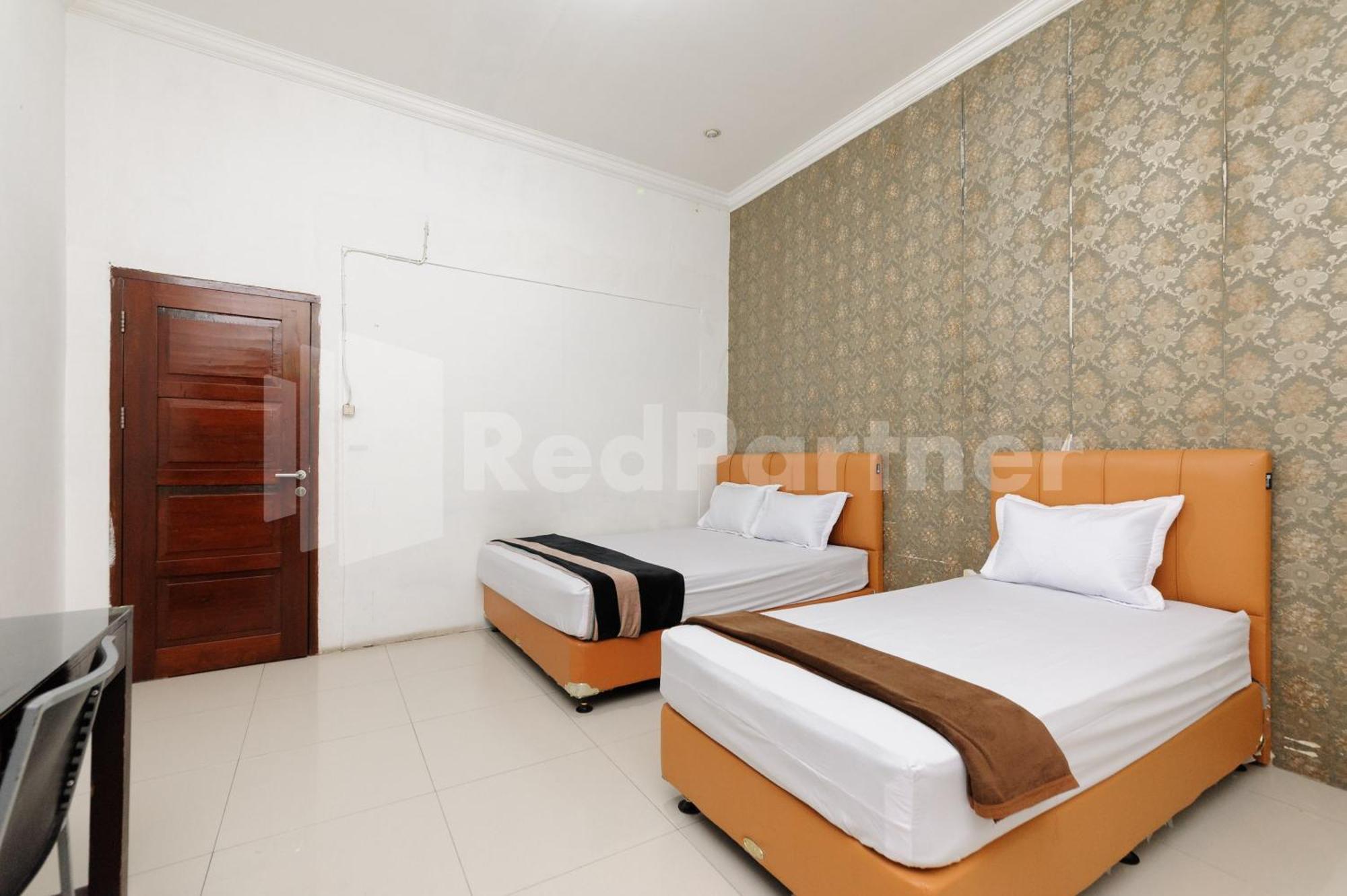 Reddoorz At Wisma Nabila Syariah Near Masjid Raya Baiturrahman Банда-Ачех Экстерьер фото