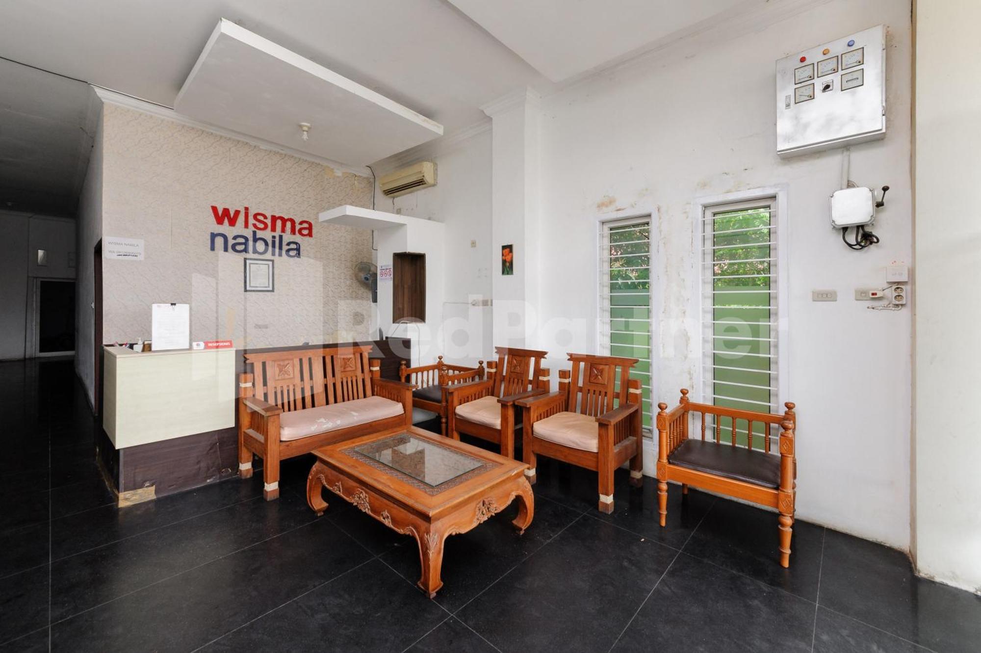 Reddoorz At Wisma Nabila Syariah Near Masjid Raya Baiturrahman Банда-Ачех Экстерьер фото